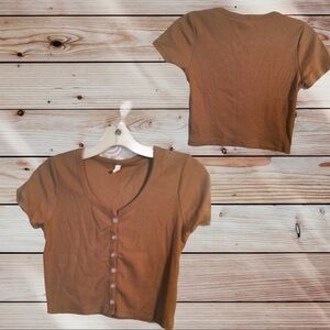 BROWN CROP TOP